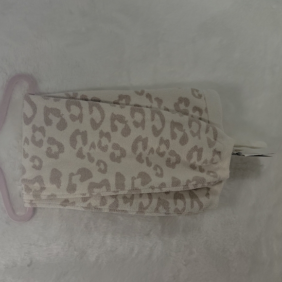 Girls  CozyChic Ultra Lite Leopard Print Track Pant - Picture 2 of 6